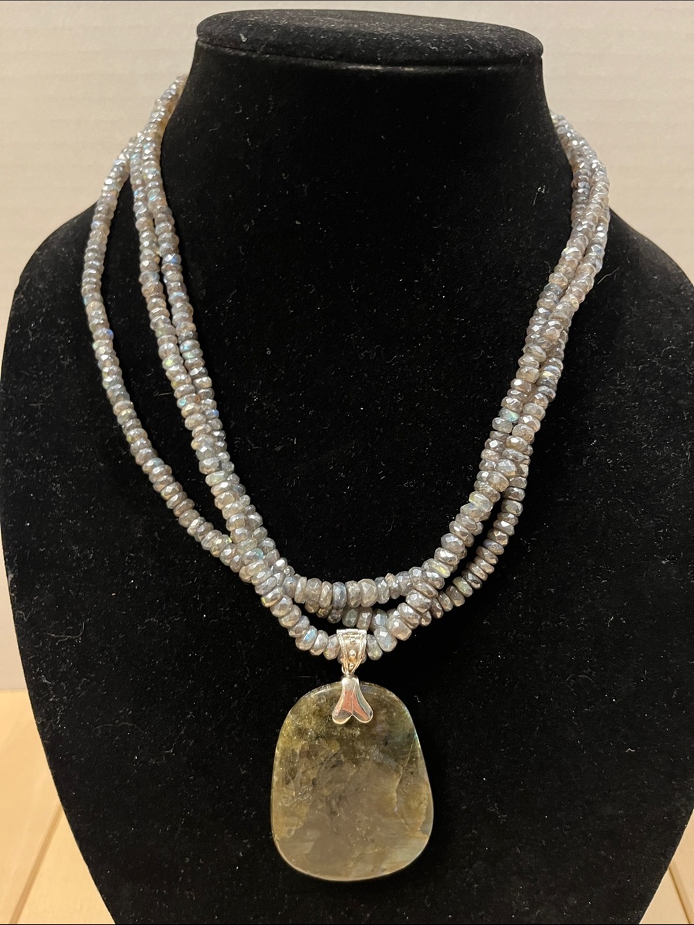 JTV VJC 925 Sterling Silver Natural
Labradorite Pendant 3-Strand Beaded Necklace